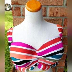 NEW FASHIONABLE SWIM WEAR TOP BATHING SUIT PLUS SIZE 4X (28W-30W)